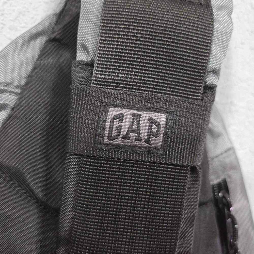 Vintage Gap Summit 99 Sling Bag Grey Nylon One Shoulder Techwear Backpack Y2K